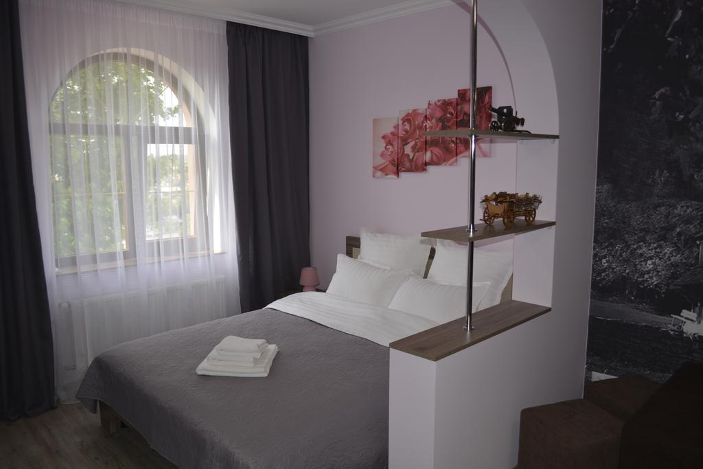 Apartment Vid Na Krepost Kamianets-Podilskyi Exterior photo